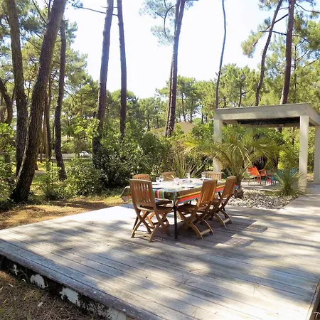Вилла La Palmyre Parc De La Maison Architecture Des Annees 60 *